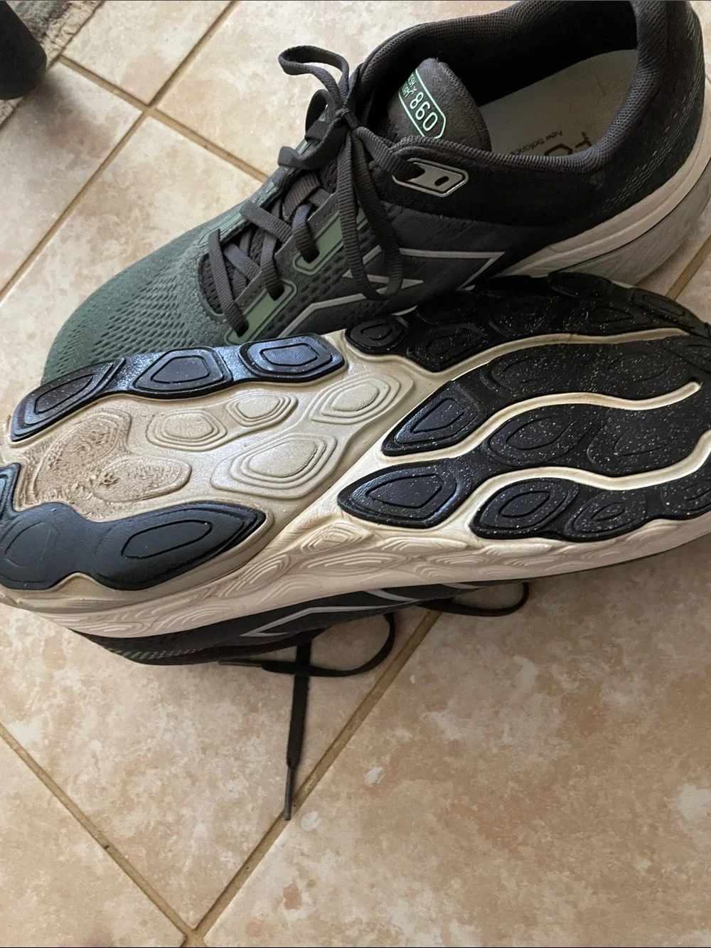 New Balance Men's Athletic Shoes - Dark Green and Black